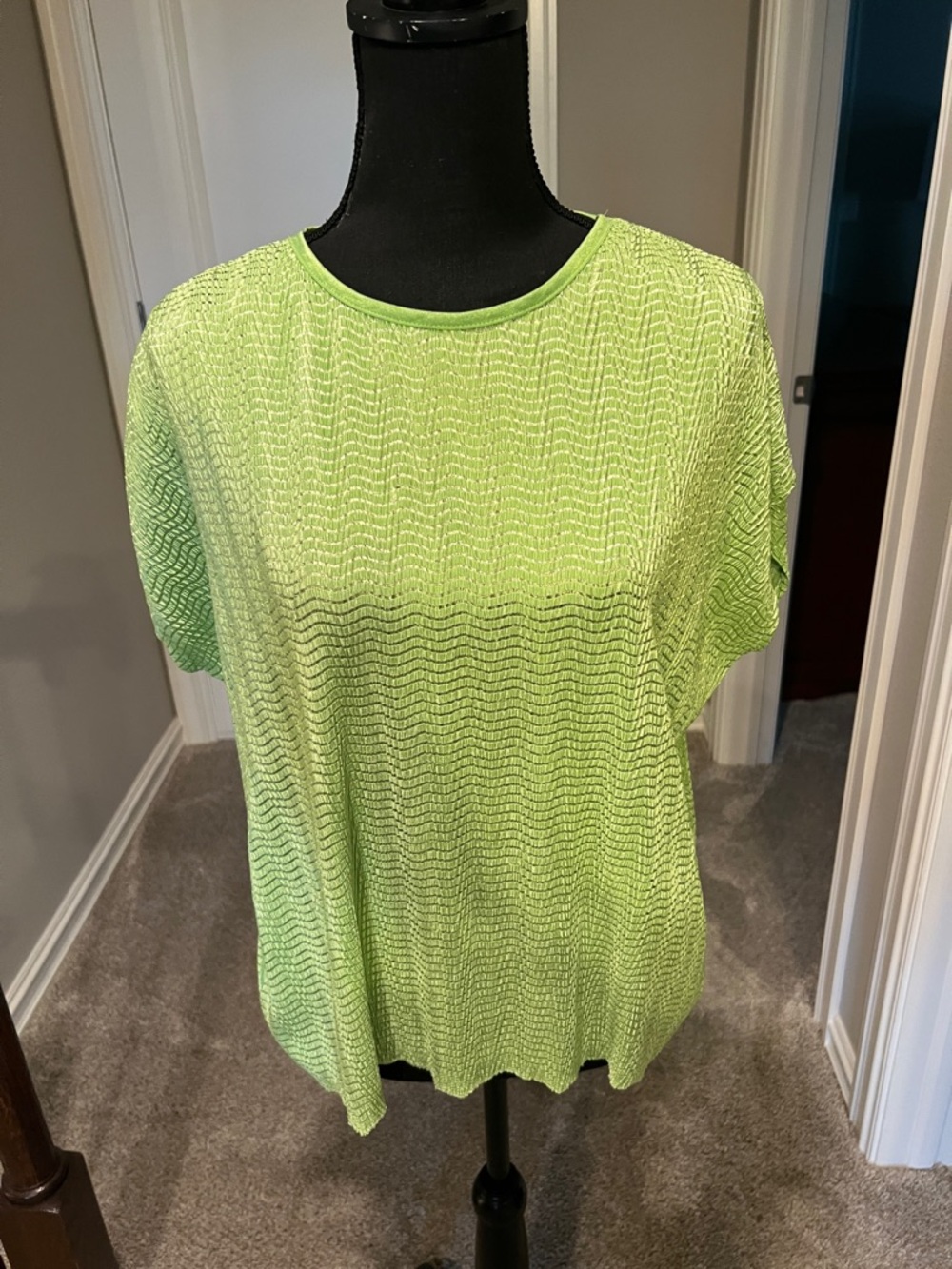 Kim Rogers Neon Lime Short Sleeve Wavy Texture Top
